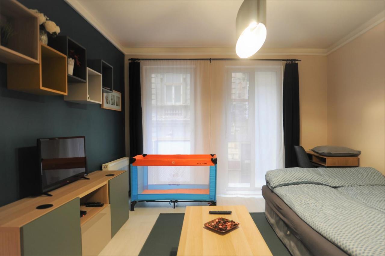 Lovely Apartment In The Heart Of ブダペスト エクステリア 写真