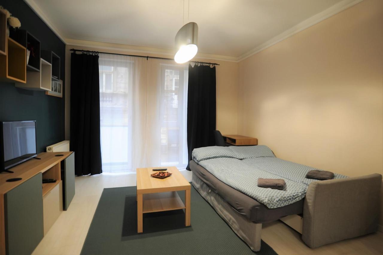 Lovely Apartment In The Heart Of ブダペスト エクステリア 写真